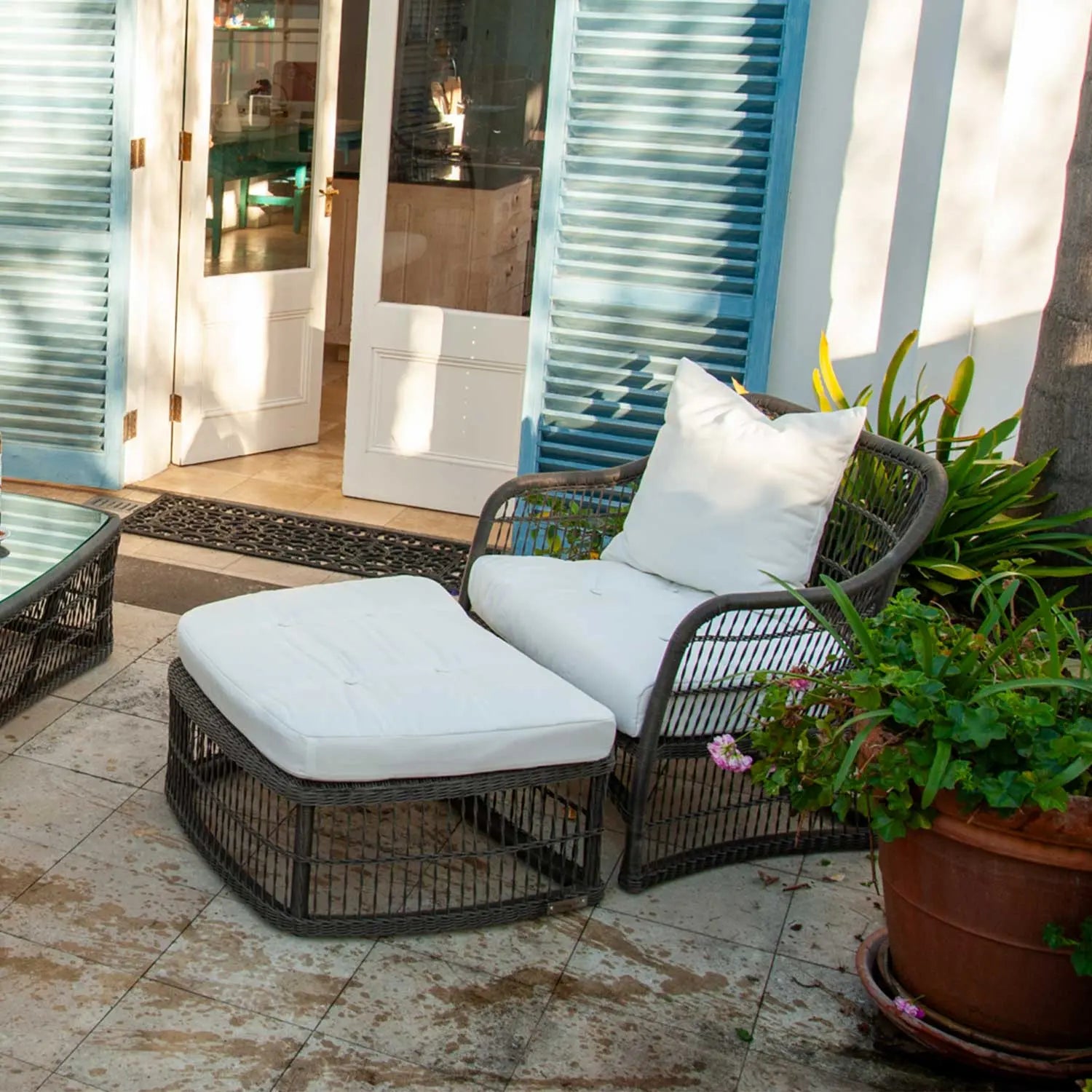 Elan PR3 Outdoor Ottoman   Wintons Teak