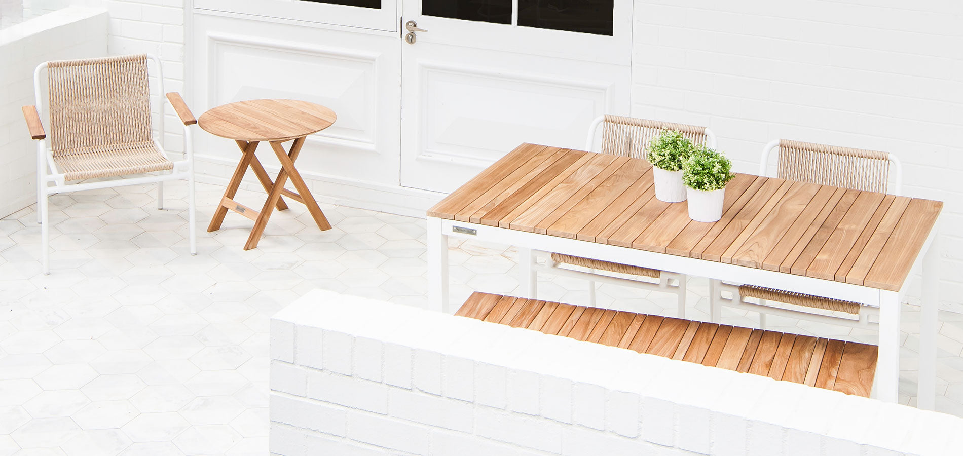 Wintons Teak