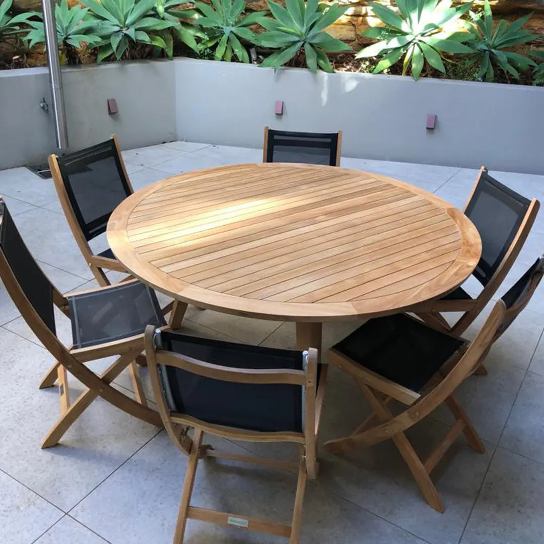 Aren 3 Legged Round Outdoor Table   Wintons Teak