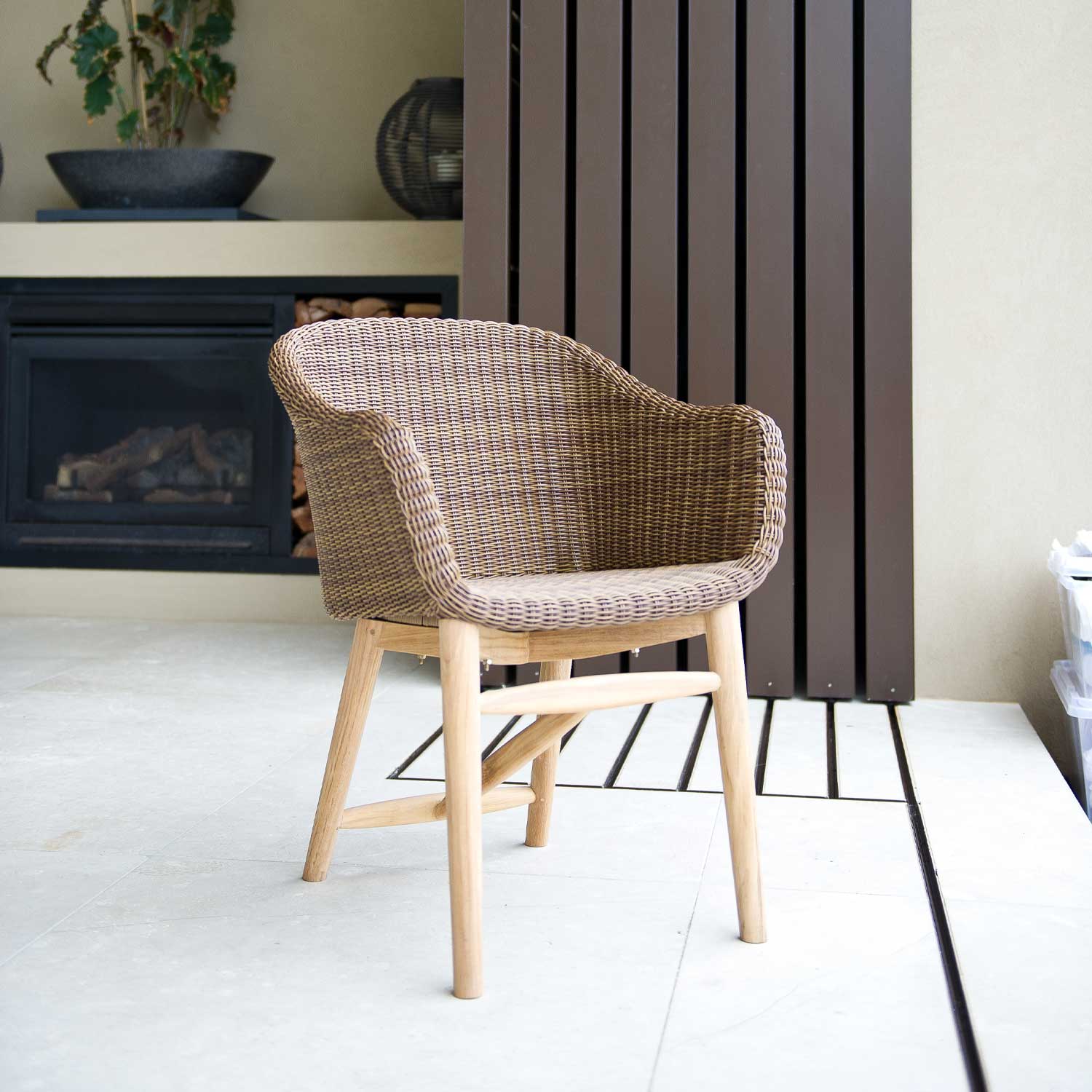 Vera Outdoor Armchair Brown PR5